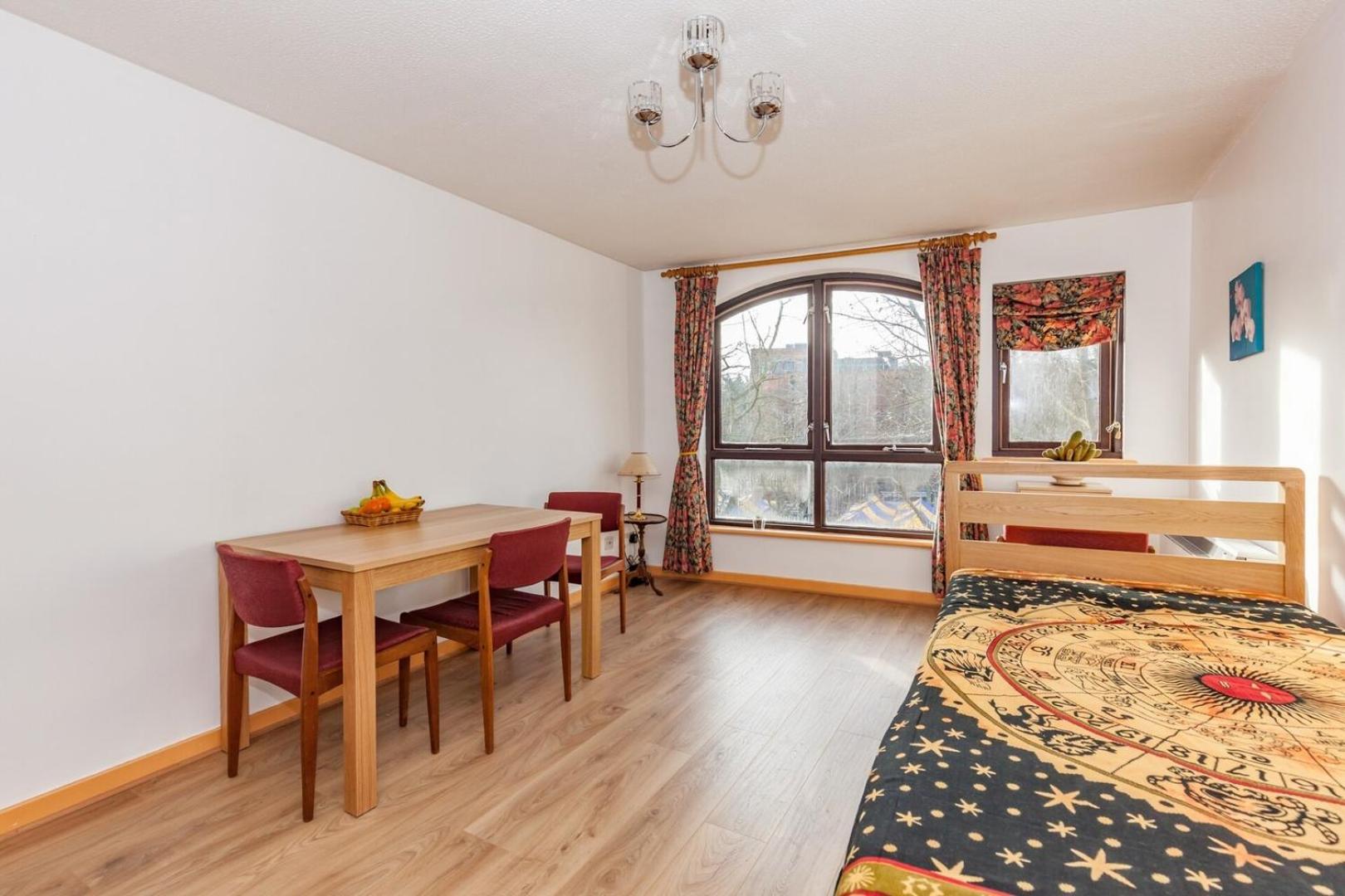New Bright And Sunny Flat In Centre *